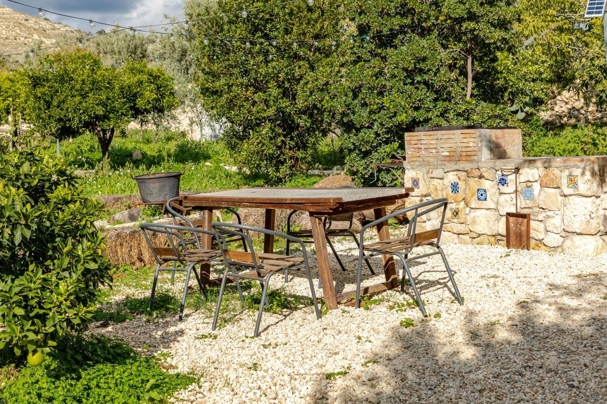 Masseria Usamborgia Noto Kültér fotó